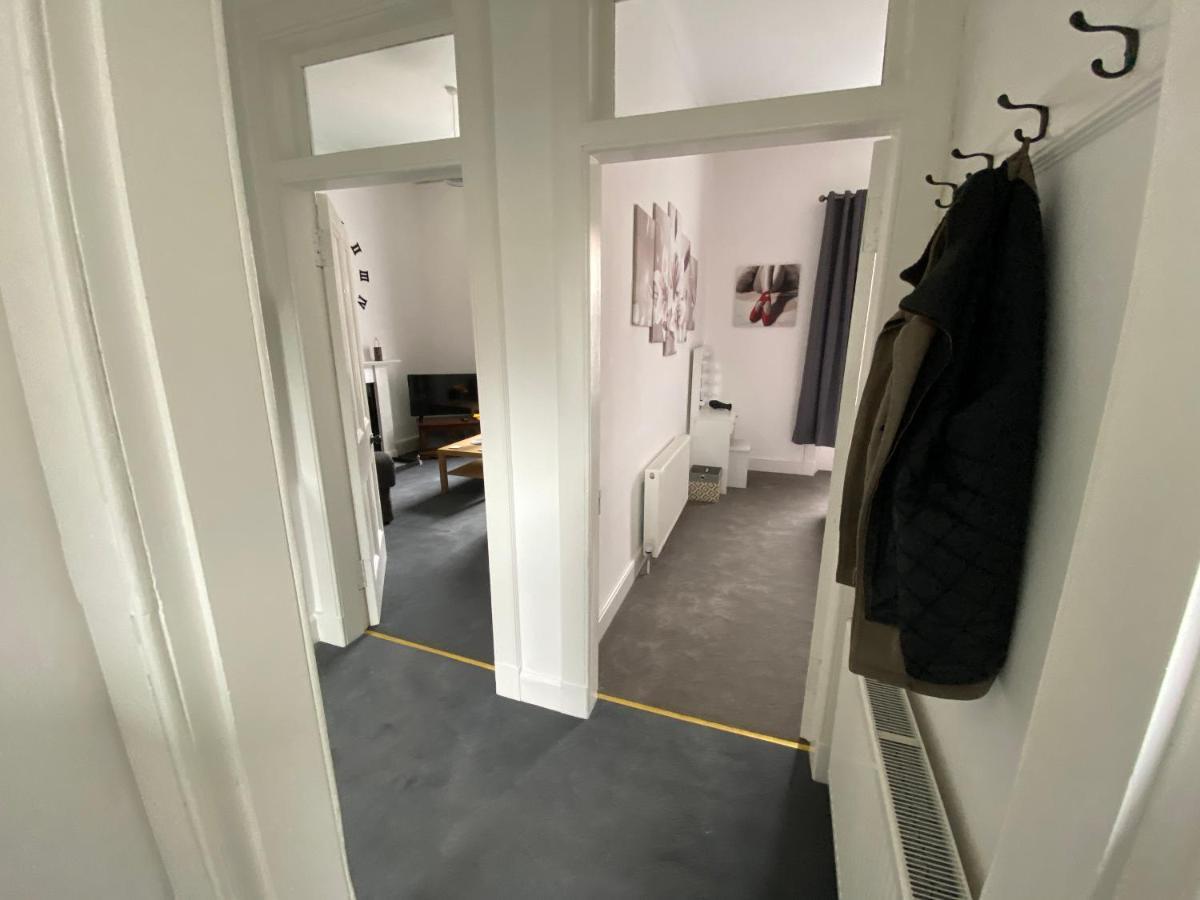 Impeccable 1-Bed Apartment Perth A Home From Home エクステリア 写真